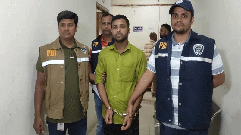 বিয়ের জন্য চাপ দেওয়ায় তরুণীকে গলাটিপে খুন